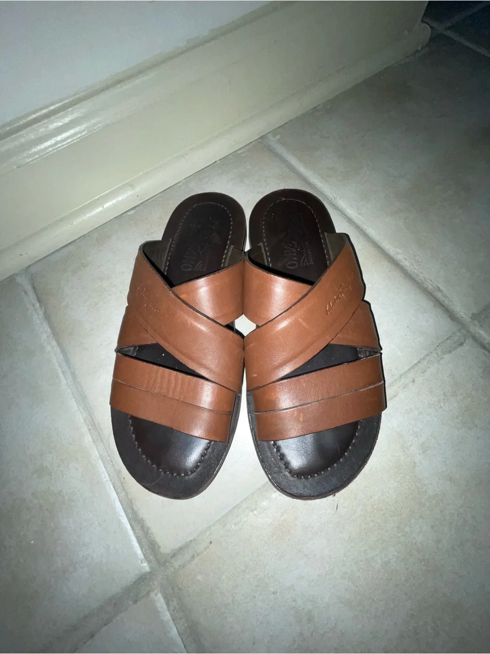 Salvatore Ferragamo Mens Brown Leather Sandals with  Logo Slip On 7D Unisex w9